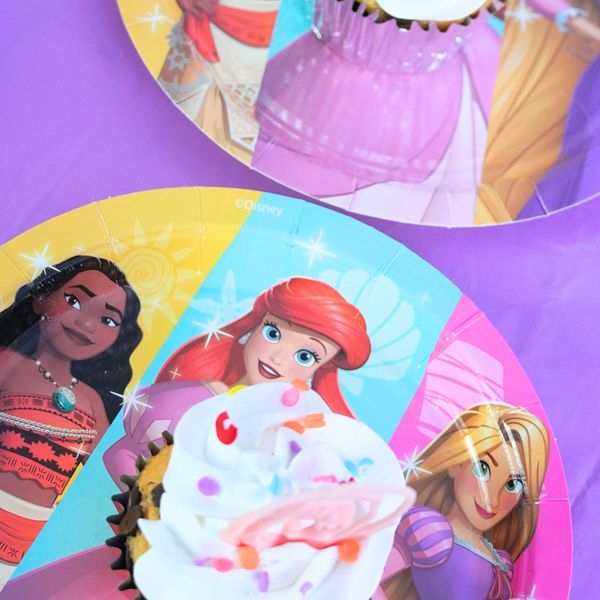 Plato-para-Fiesta-Princesas-Moana-Ariel-y-Rapunzel-x-10